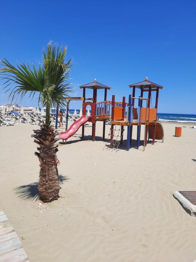 Sea Krystel 603 Apartment Larnaca Exterior photo