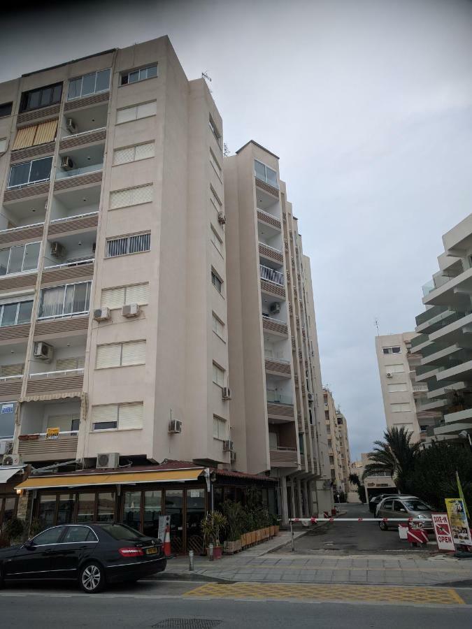 Sea Krystel 603 Apartment Larnaca Exterior photo